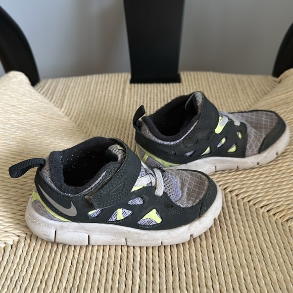 Nike Toddler Free Run 2 - Picture 3 of 5